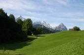 4 - Berge_Gebirge_Bergblick_Natur_Bayern_bayerische Berge_Wiese.jpg